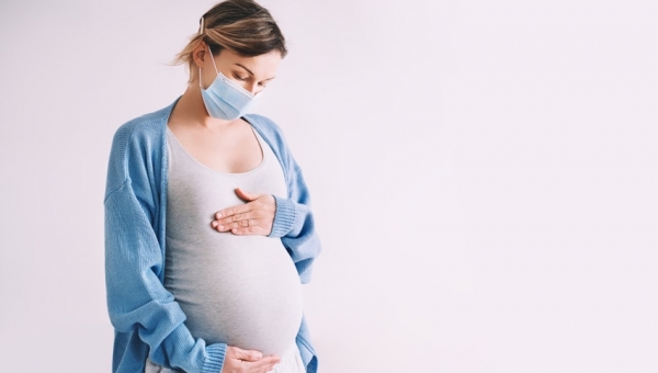 Embarazo en pandemia: Qué cuidados deben tener las personas gestantes